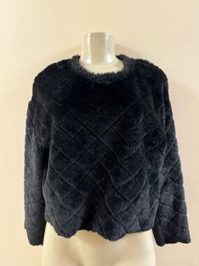 NWOT Black Zara Faux Fur Pullover Cropped Sweatshirt Size Small